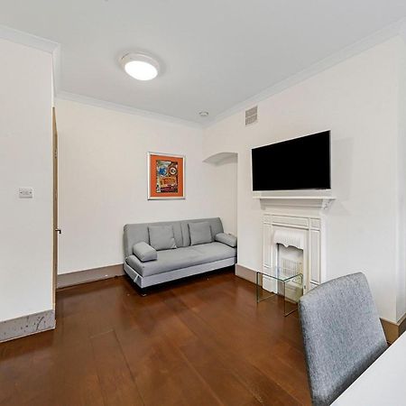 Charming 1Br Retreat In The Heart Of London Apartment Exterior photo